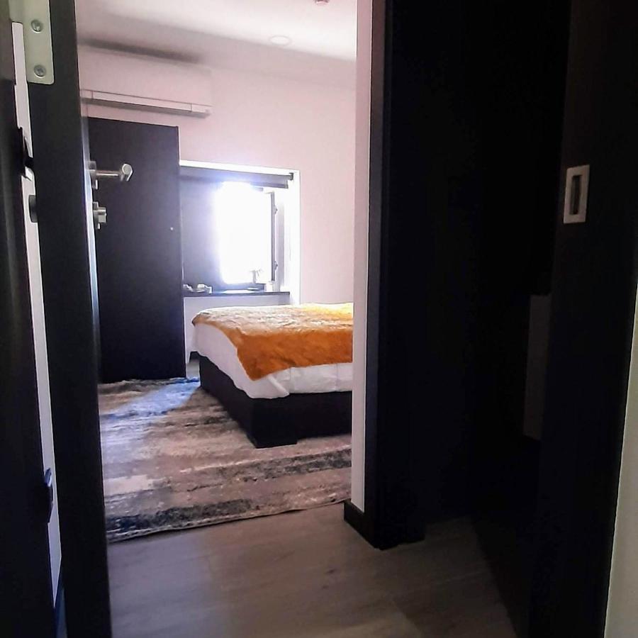 Taska Vila Velha 米兰德拉 外观 照片