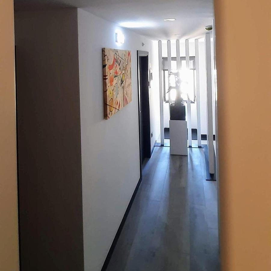 Taska Vila Velha 米兰德拉 外观 照片